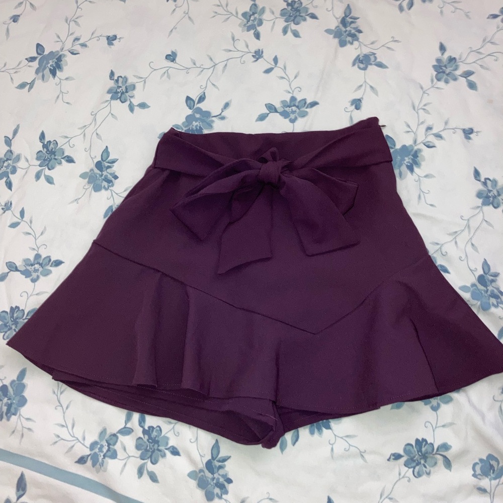 Purple skirt with zipper n built in shorts underneath size small